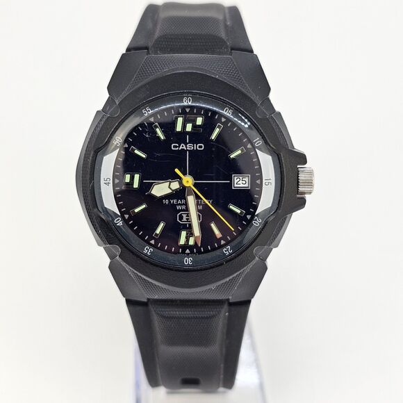 Casio Watch Men's 38MM Blue Dial Date Black Plastic Bands New 10 Years Battery - Picture 1 of 14